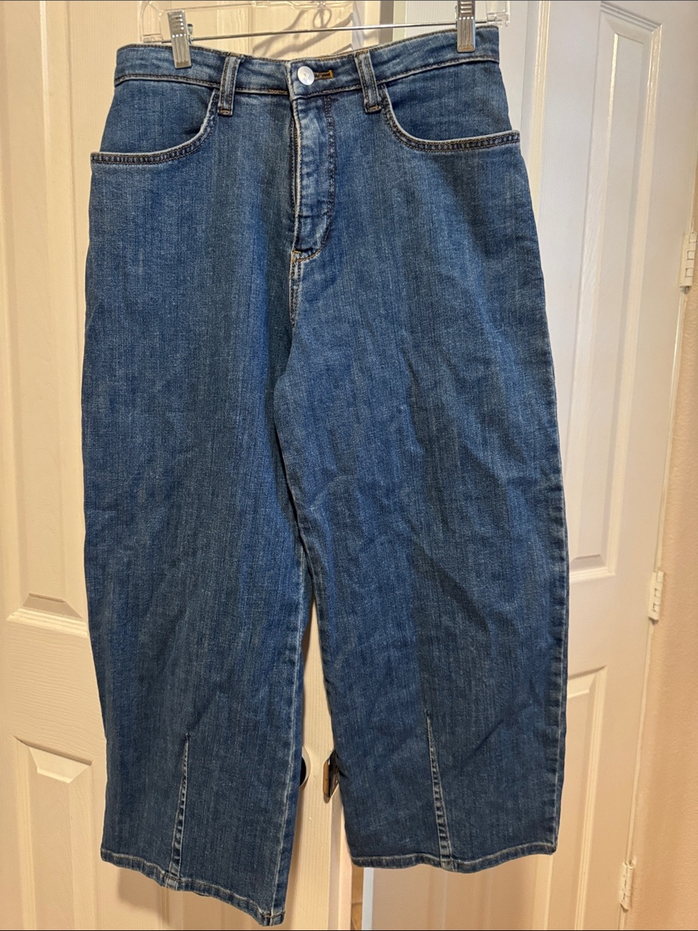 Anthropologie Women's Blue Cropped Ankle Jeans